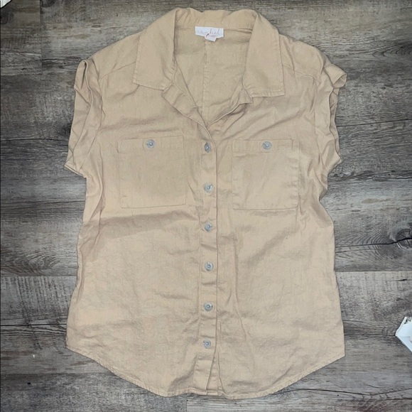 Isabel Tan Cap Sleeve Button Down Shirt - Picture 1 of 3